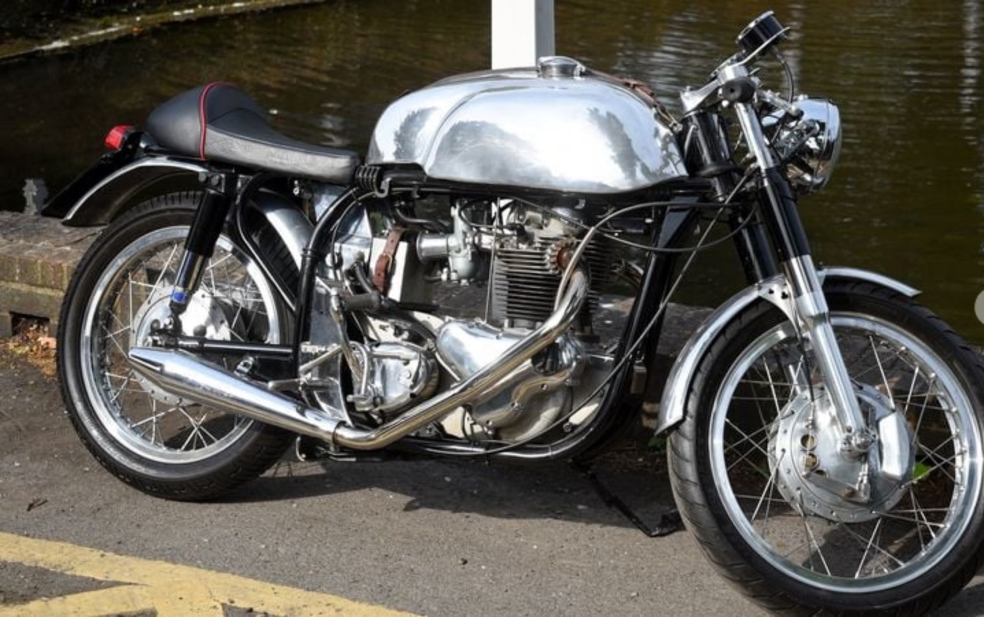 Norton Atlas Cafe Racer 1967